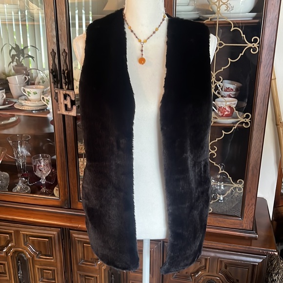 Sweater Vest Faux Fur WARM FUZZIES Comfy Soft - Picture 6 of 6